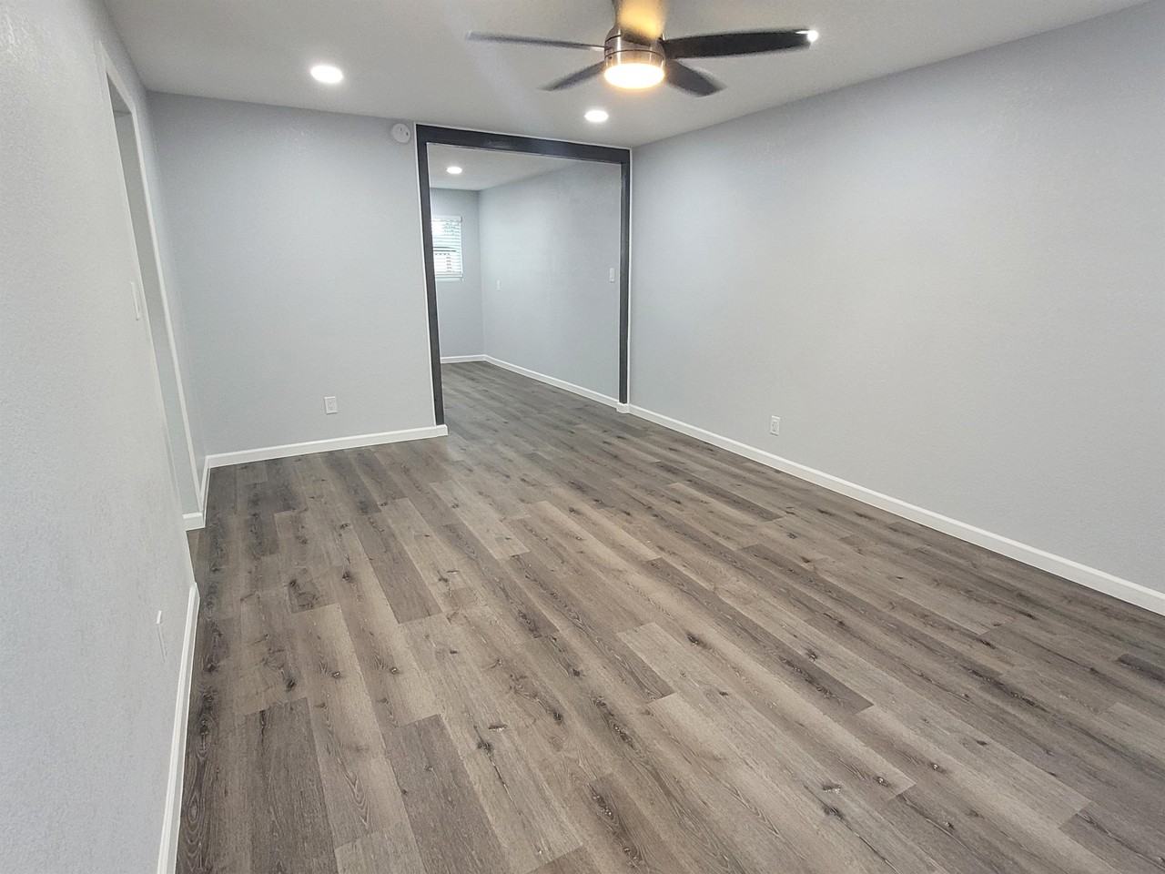 4933 East Willetta Street - Photo 3 of 50