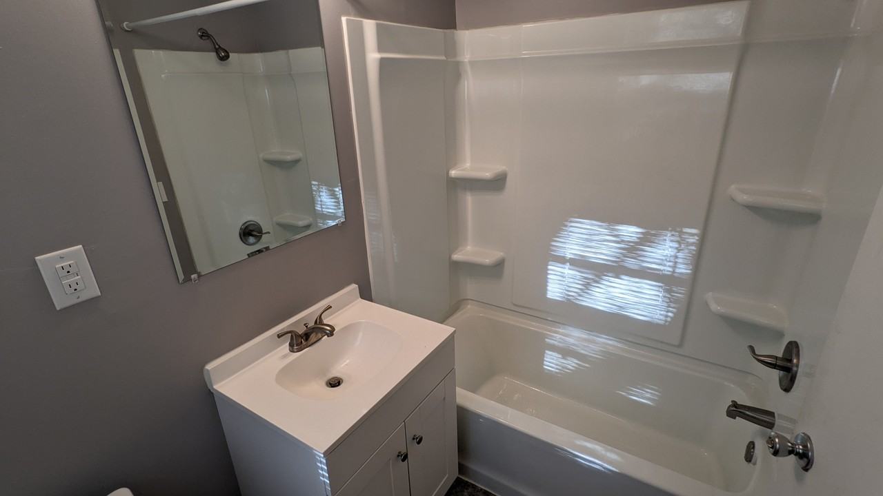 2024 W Irving - 3 - NEW - Photo 2 of 16