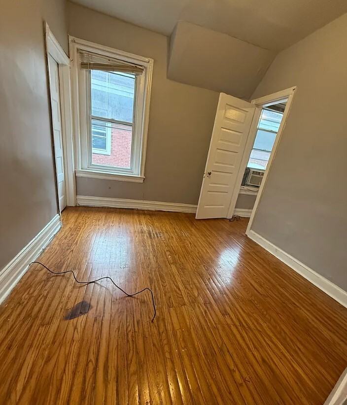 842 Wynnewood Rd. - Photo 2 of 6