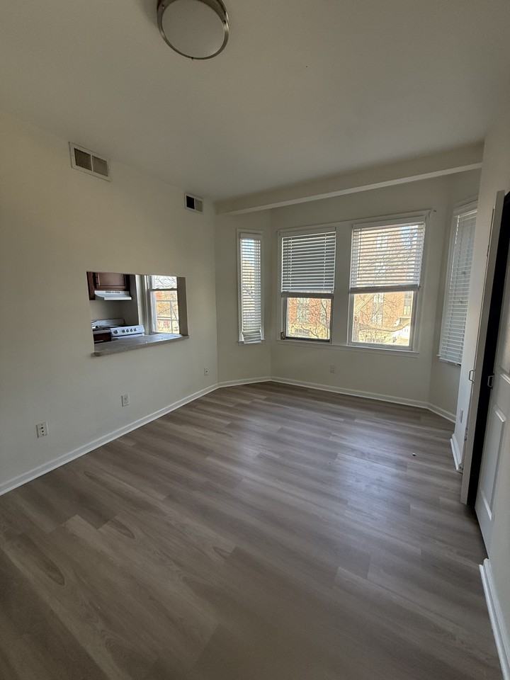 Kenyon House Family Cooperative - Photo 3 of 9