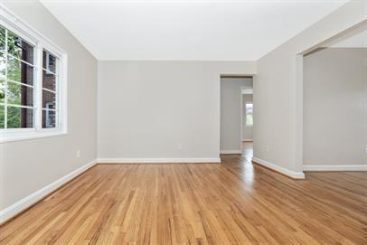 750 Carroll Parkway - Photo 3 of 21