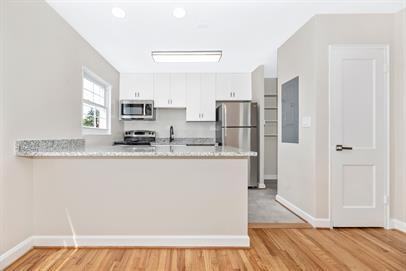 750 Carroll Parkway - Photo 5 of 21