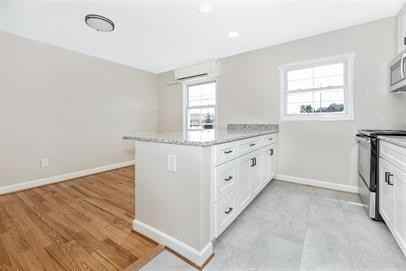 750 Carroll Parkway - Photo 6 of 21