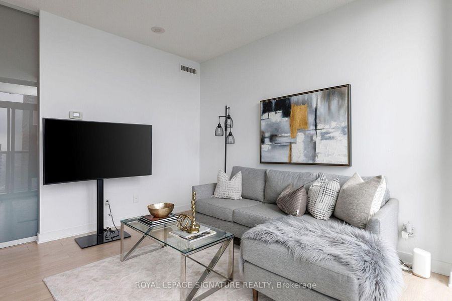 110 Charles Street East #3410 - Photo 5 of 17