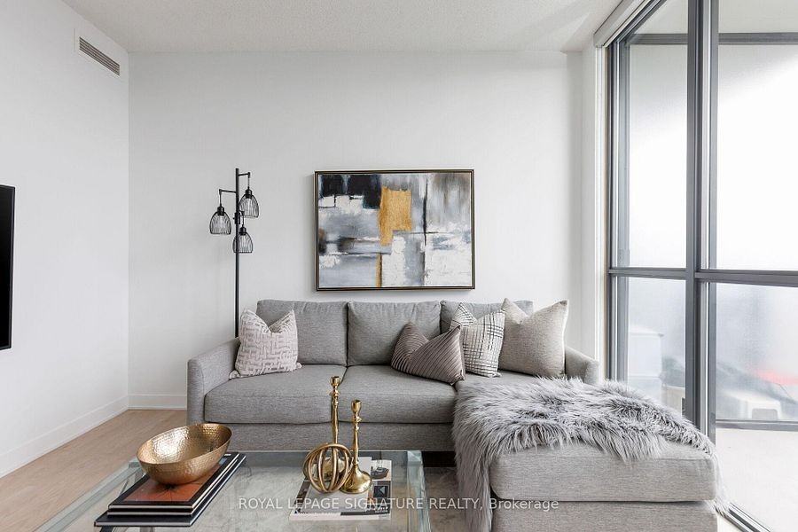 110 Charles Street East #3410 - Photo 6 of 17