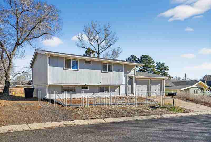 3550 N Jamison Blvd #2 - Photo 2 of 25