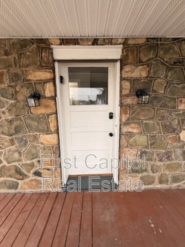 627 Warren Ave - Photo 2 of 16