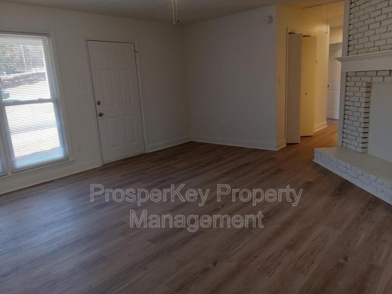 1100 43rd Ct - Photo 2 of 20