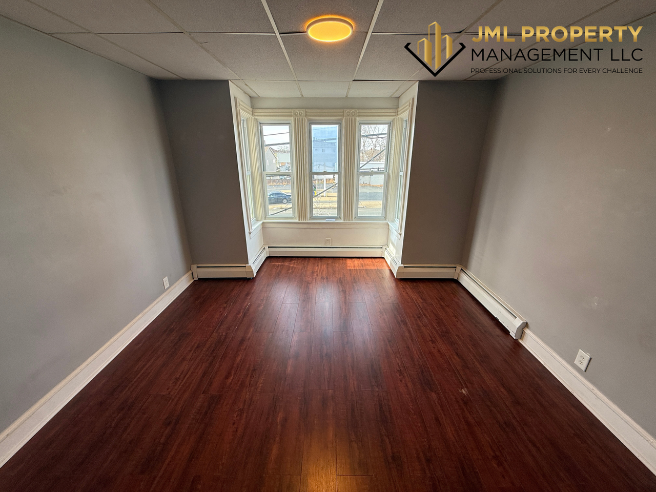 834 Eastern Avenue - Photo 4 of 15