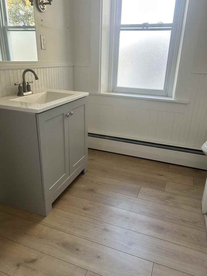 1863 Lincoln Highway East Flr 2 - Photo 2 of 10