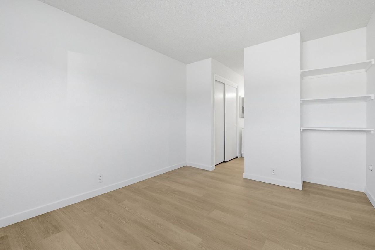 6301 Nightingale St - Photo 7 of 11