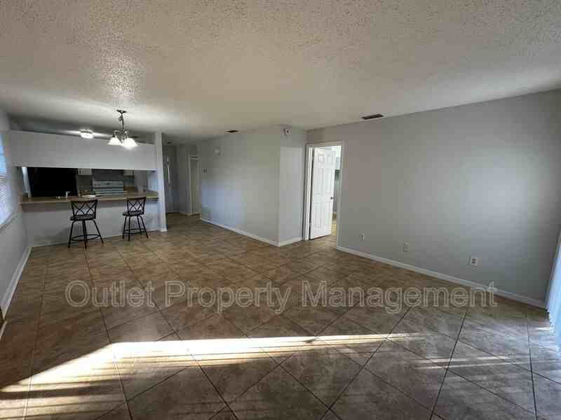 2551 Medley Ct #2551GEM - Photo 4 of 15