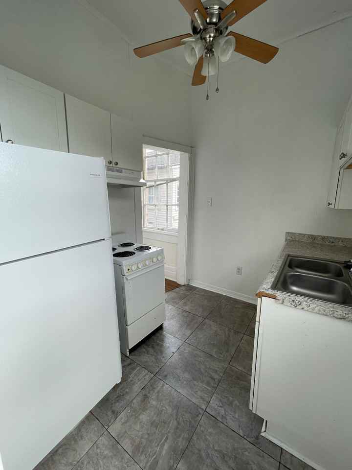 3936 Prytania - Photo 5 of 8