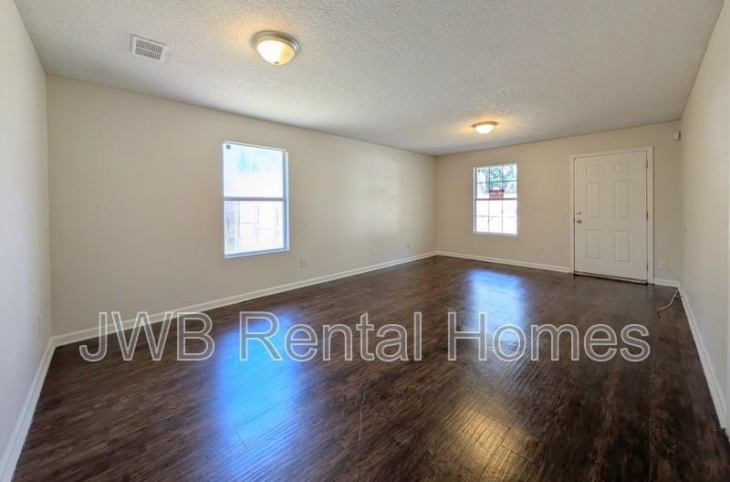 7538 Hare Ave - Photo 6 of 19