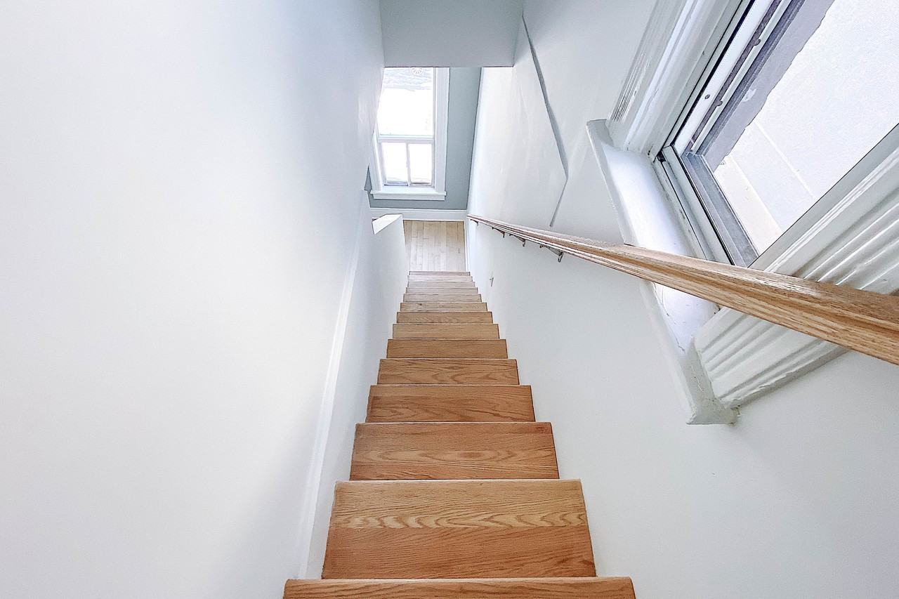 111 Gladstone Avenue - Photo 8