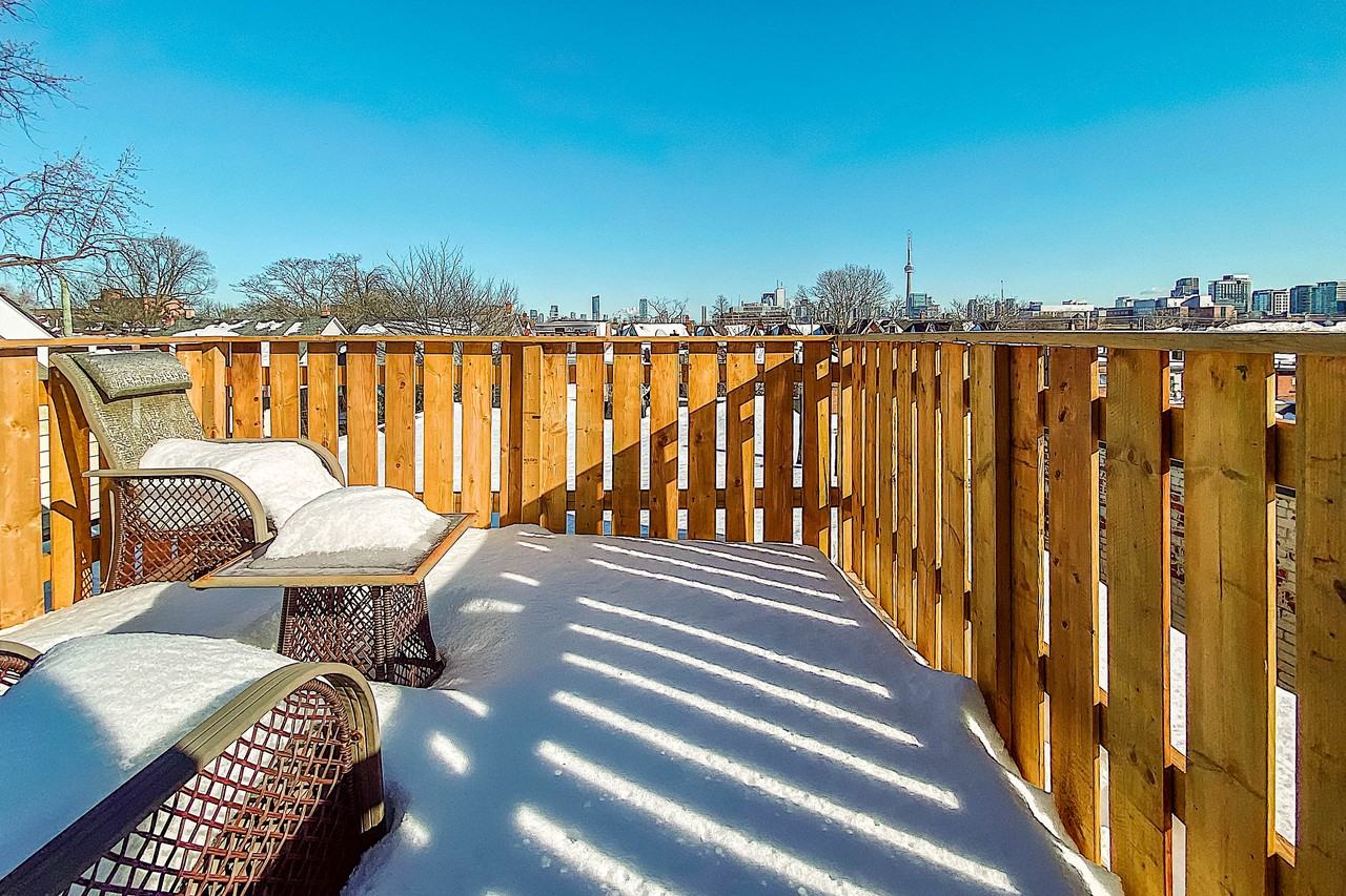 111 Gladstone Avenue - Photo 12