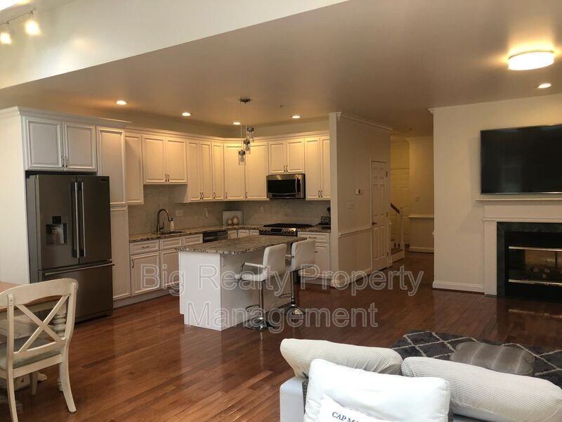 141 Meadow View Ln - Photo 5 of 17