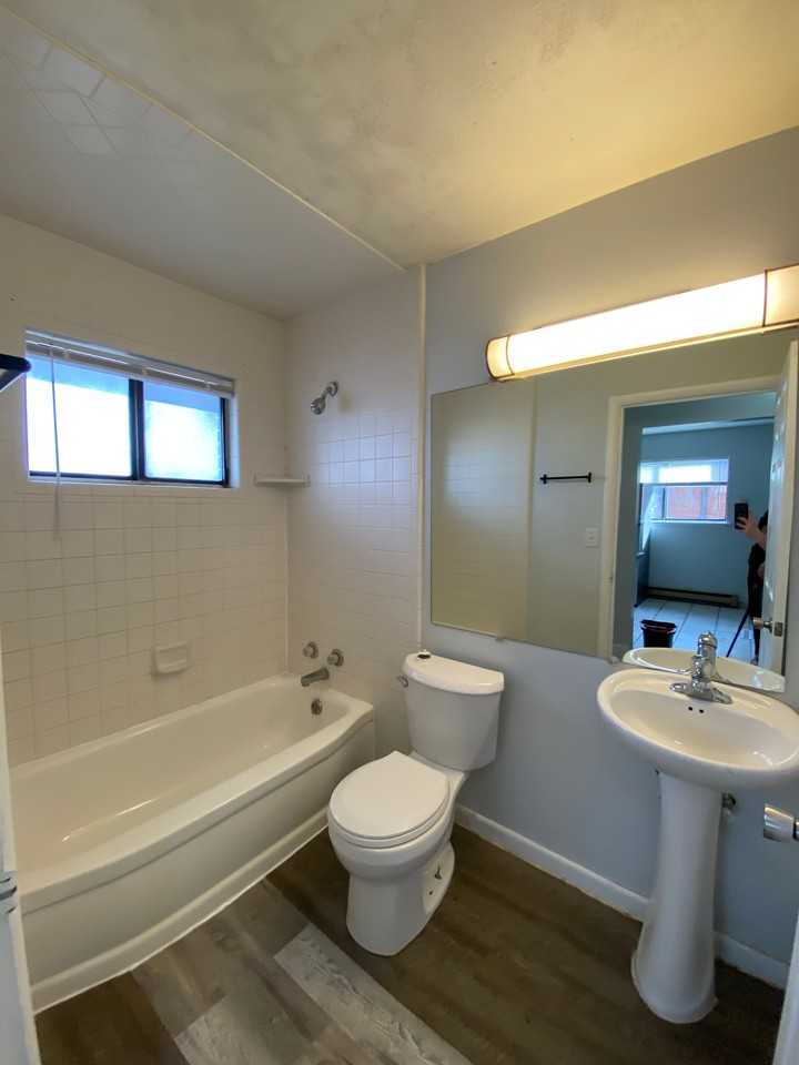 525 West Pacific Street - Photo 7 of 20