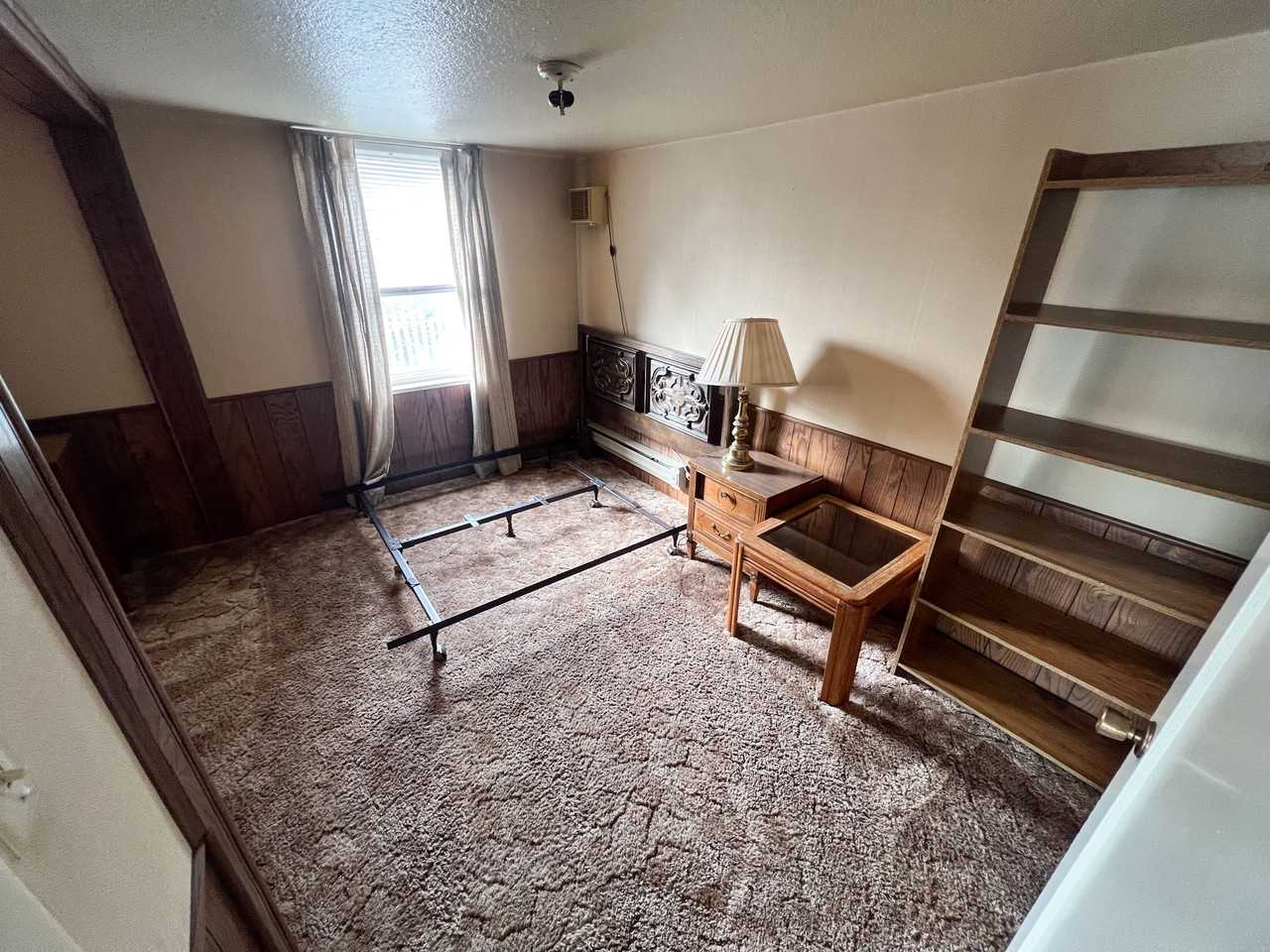 491 East 16th Street - Photo 4 of 8