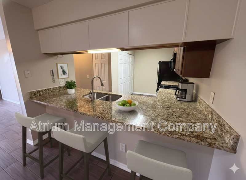 610 Kenwick Cir #103 - Photo 4 of 20