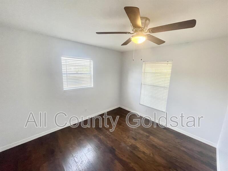 9490 Tacoma Ave #A - Photo 5 of 7