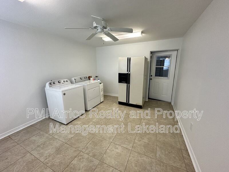 2265 3rd St Ne - Photo 7 of 18