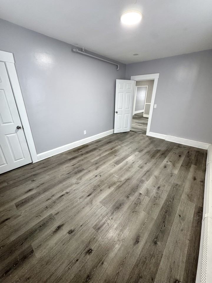 143 Westminster St #2L - Photo 3 of 14