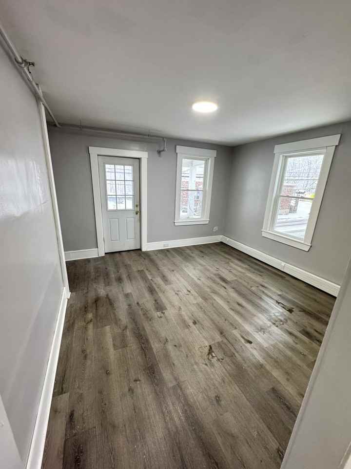 143 Westminster St #2L - Photo 6 of 14