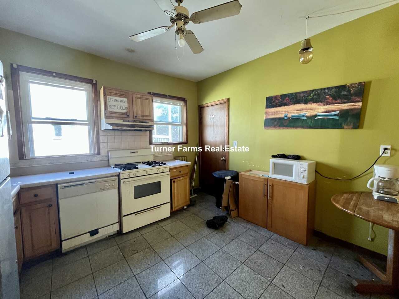 Beech Glen St #3 - Photo 3 of 19