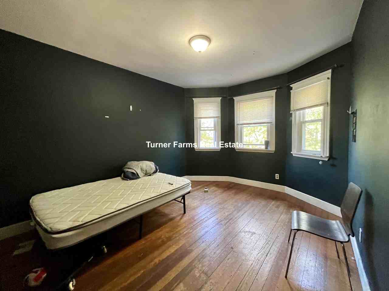 Beech Glen St #3 - Photo 5 of 19