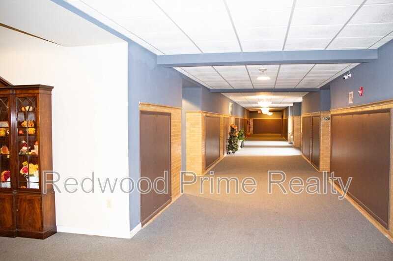 1318 19th Ave - Photo 3 of 19