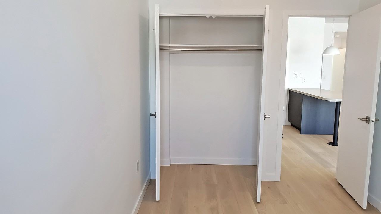 3122 Dundas Street West - Photo 11