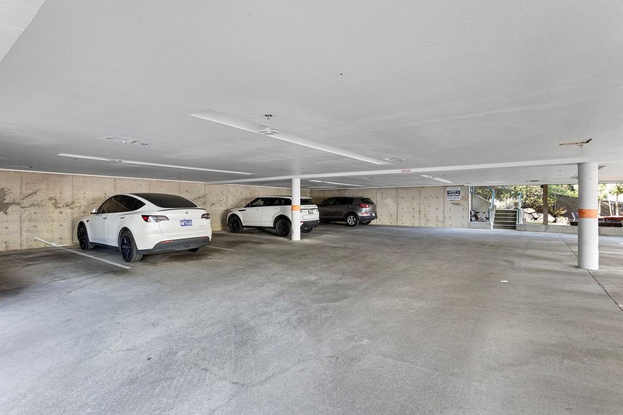 The Carriage House - Photo 3 of 3