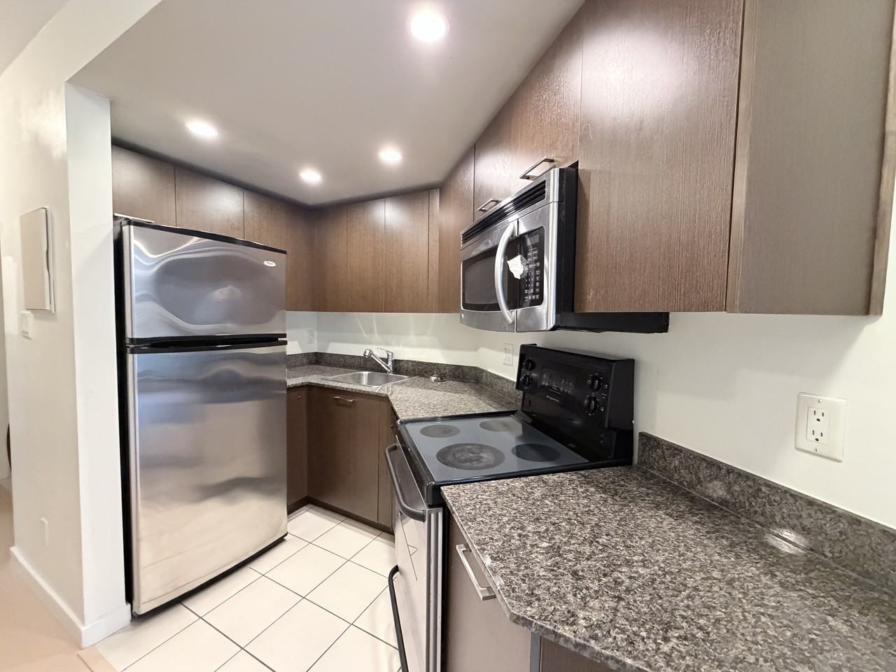 1212 Howe Street #303 - Photo 7 of 13