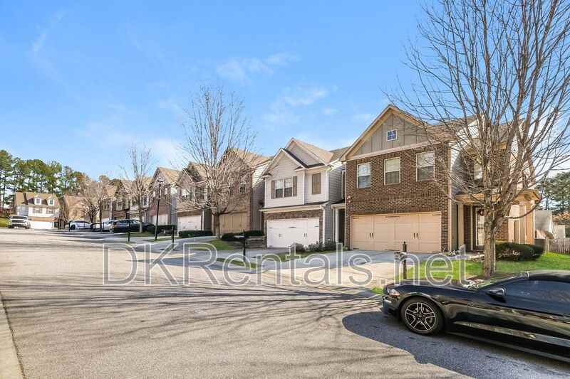 6685 Story Cir - Photo 2 of 15