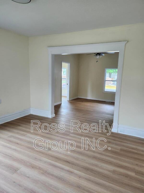 653 Oswald St - Photo 2 of 13