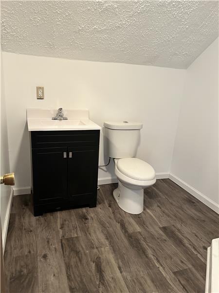 327 Rockdale Rd #E - Photo 4 of 9