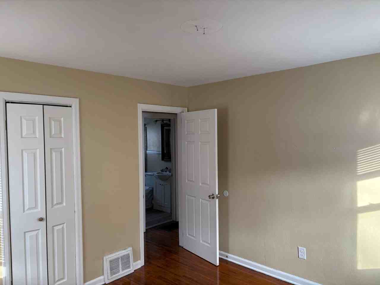 4119 Nebraska Ave - Photo 2 of 15