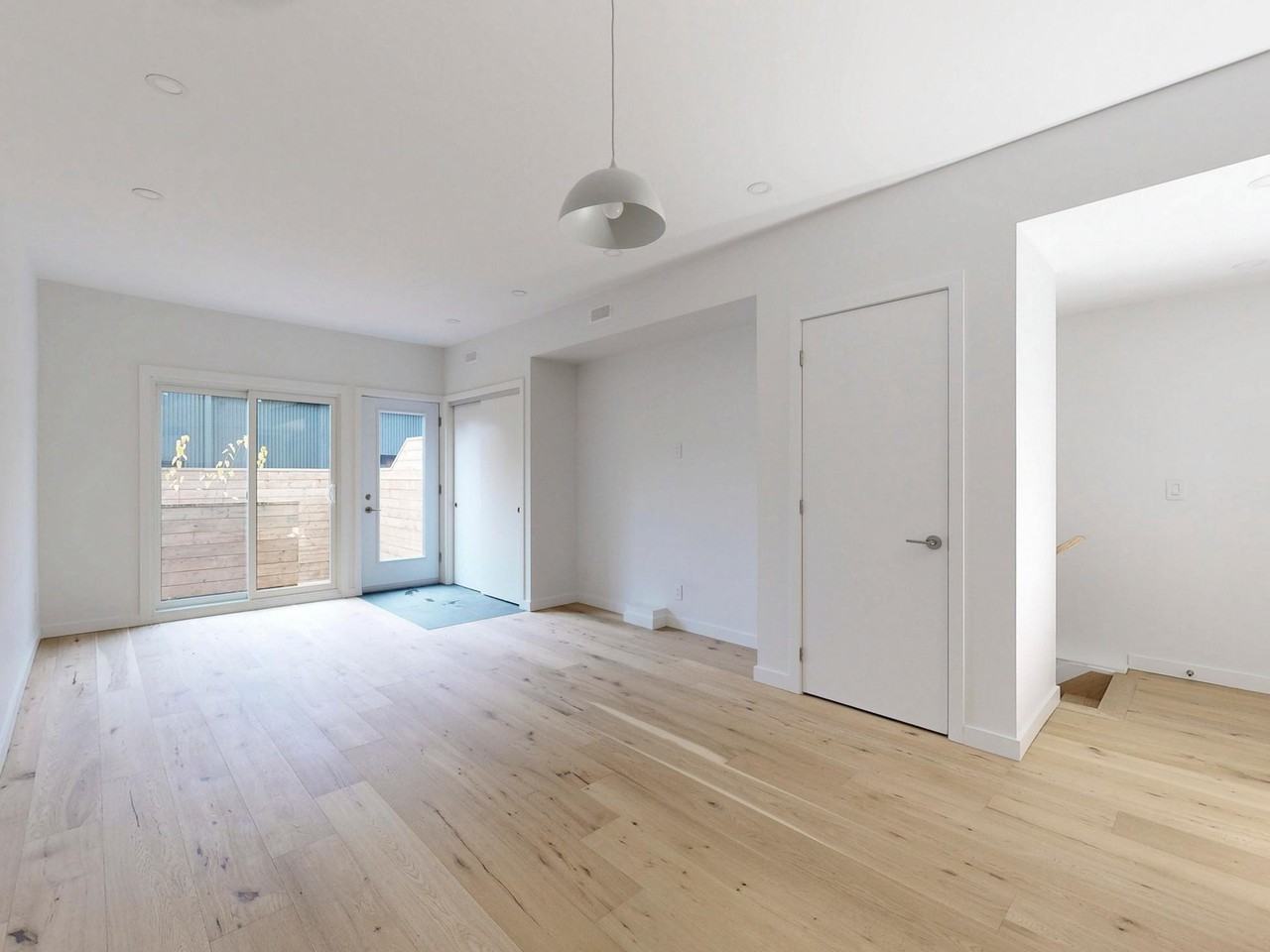 1137 Dovercourt Road - Photo 5 of 20