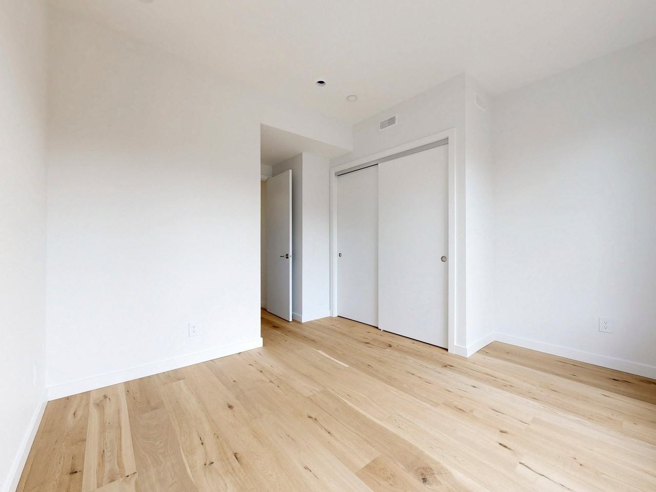 1137 Dovercourt Road - Photo 7 of 20