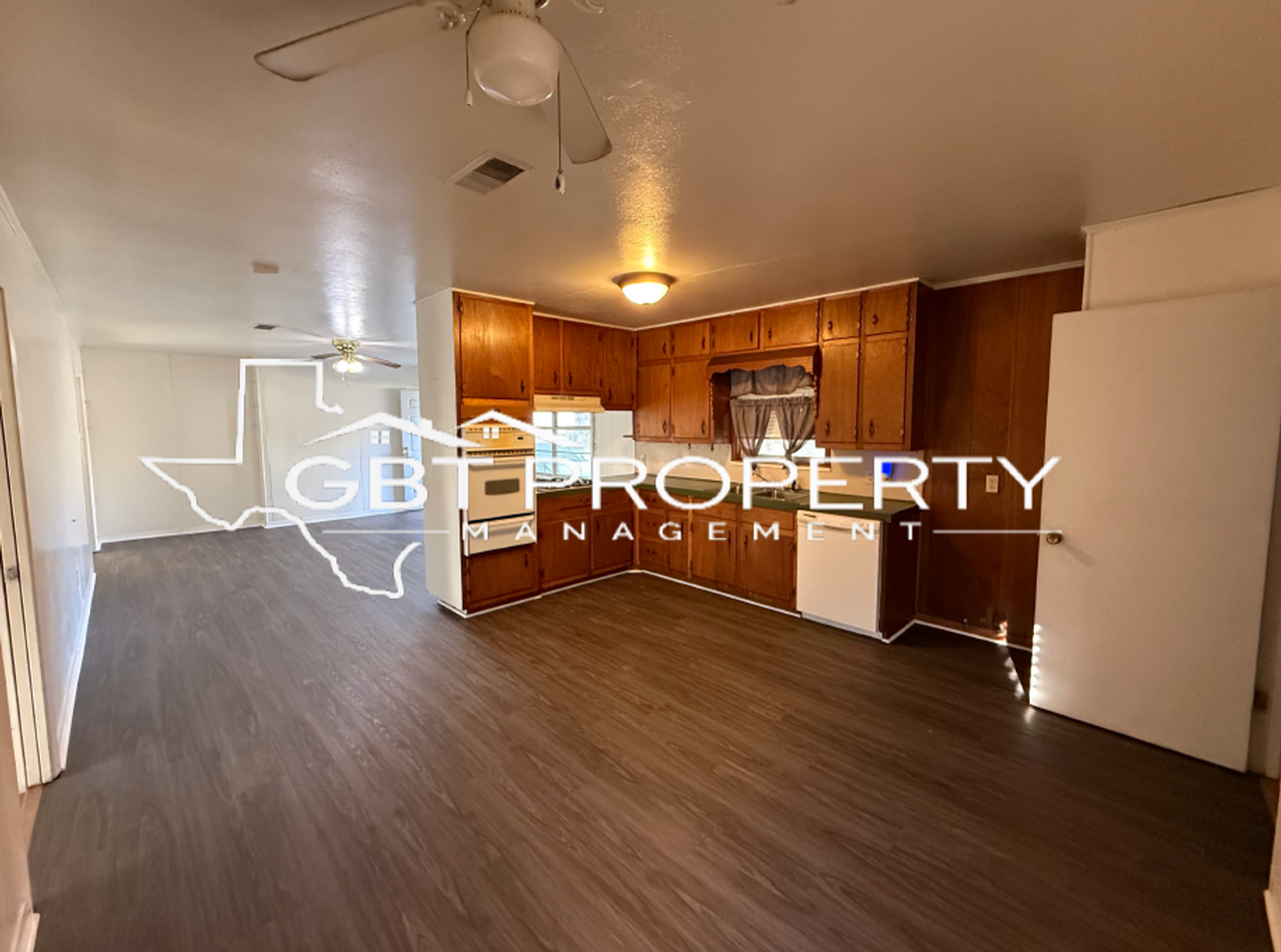 2209 Stewart Dr - Photo 7 of 14