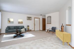 featured image of 2479 Woodcrest Dr