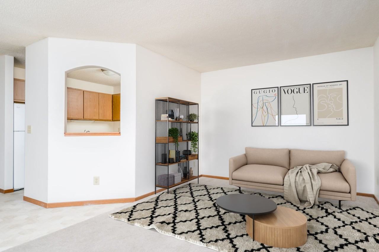 Woodcrest Townhomes - Photo 4 of 12