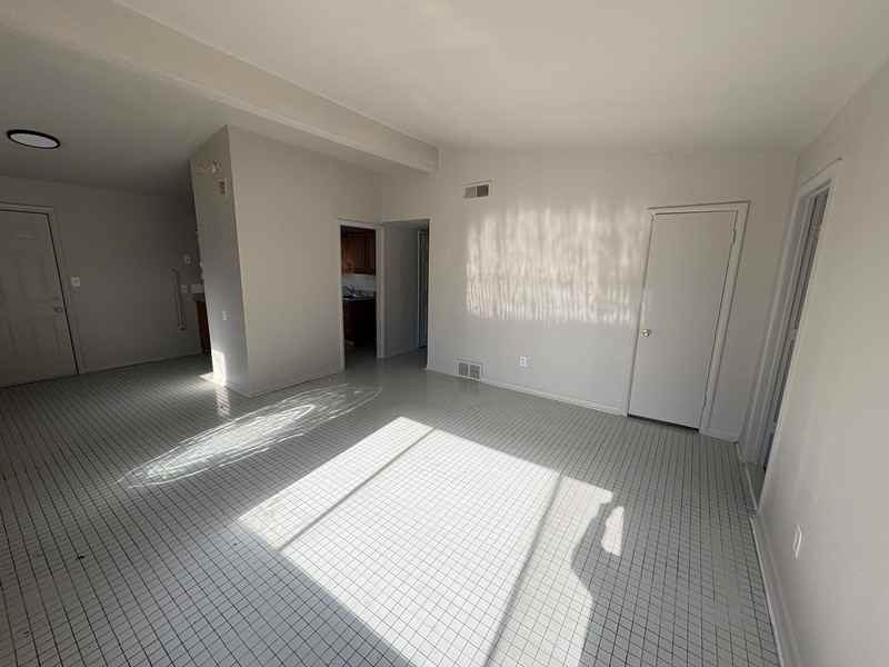 2821 E 40th Pl N - Photo 2 of 8