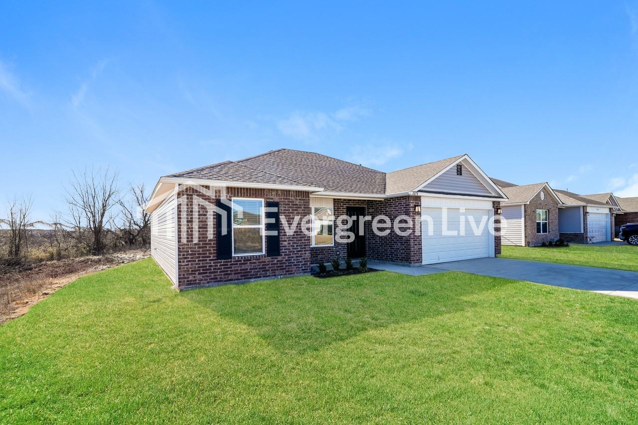 10174 E Biswell Ln - Photo 3 of 17