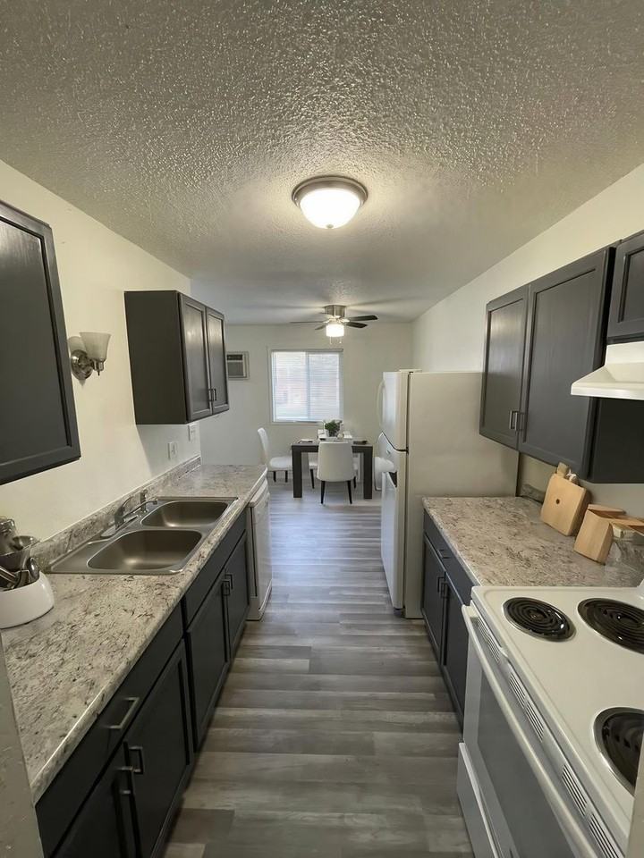 Grand Teton Estates Apartments - Photo 2 of 28