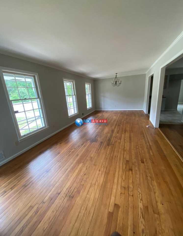 542 N Hairston Rd - Photo 4 of 18