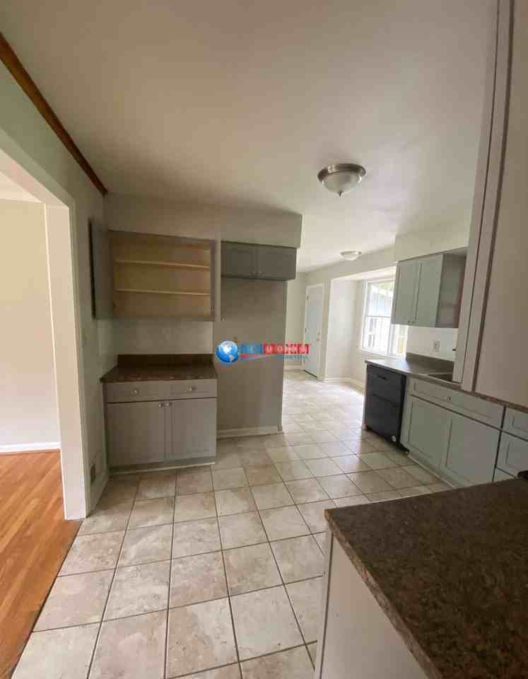 542 N Hairston Rd - Photo 7 of 18