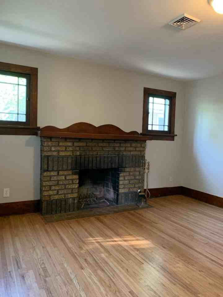 609 S Whitcomb St - Photo 3 of 24