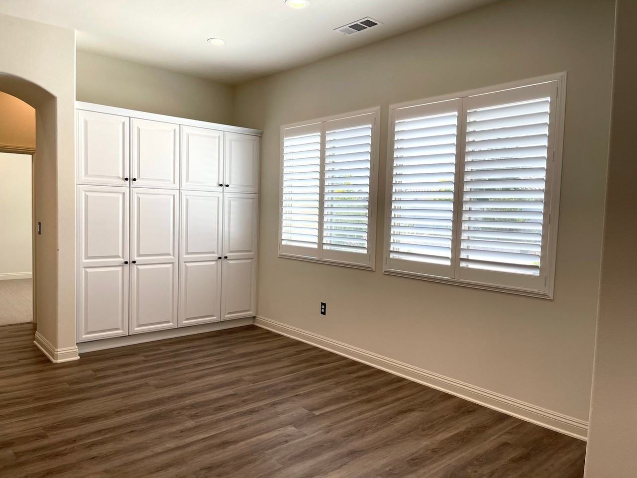 4114 Greendale Ct - Photo 6 of 26